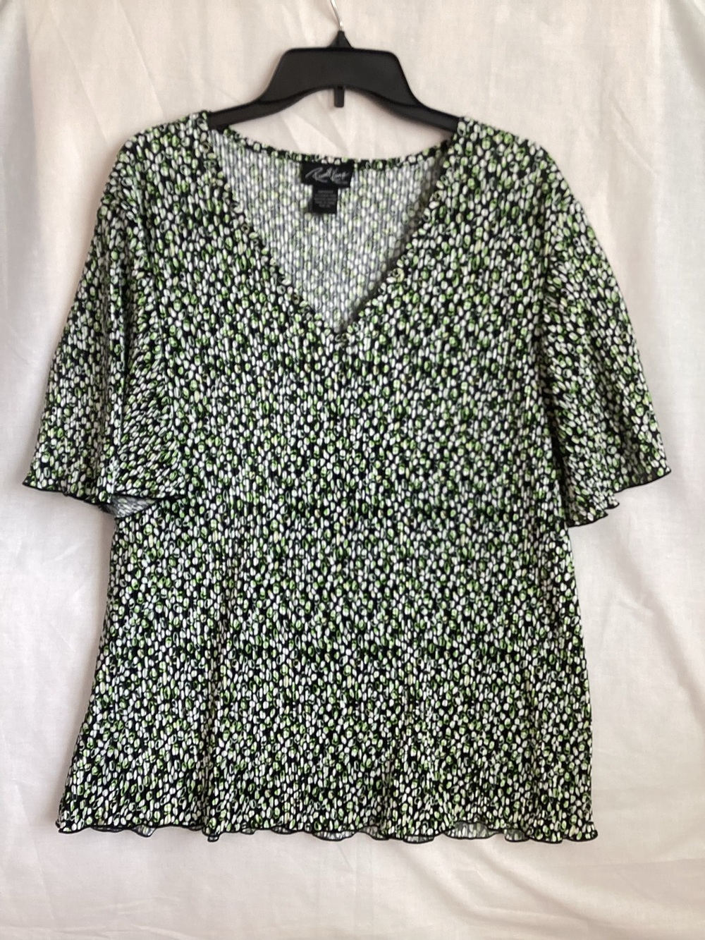 Russell Kemp Black and Green V-Neck Flutter Sleeve Blouse